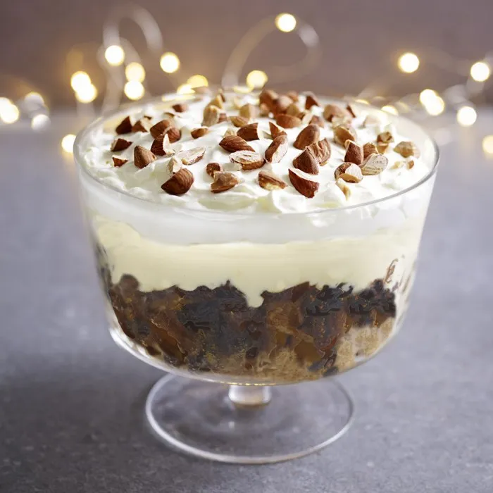 Christmas Pudding Trifle - Next Delicious